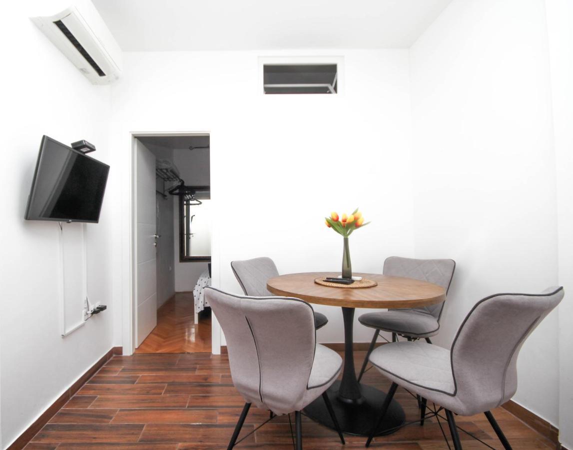 Fab 'N' Chic Apartments Split Exterior photo